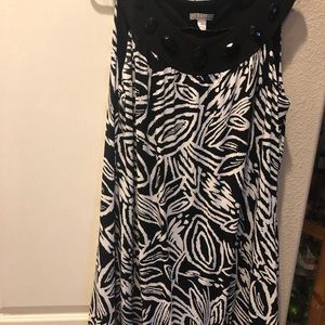 Black and white bubble hem dress